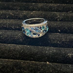 Silver and blue sapphire ring